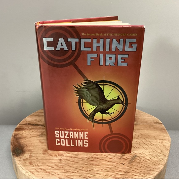 “2/$10” - Catching Fire by Suzanne Collins - The Hunger Games - Hardcover - Picture 2 of 12
